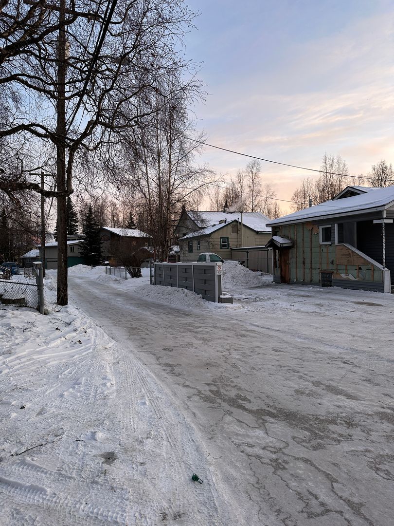 Anchorage Apartment: 1531 Juneau St