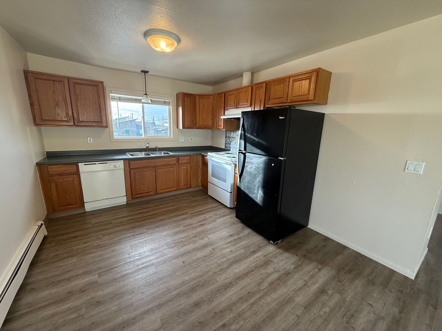 Anchorage Apartment: 3727 Richmond Ave