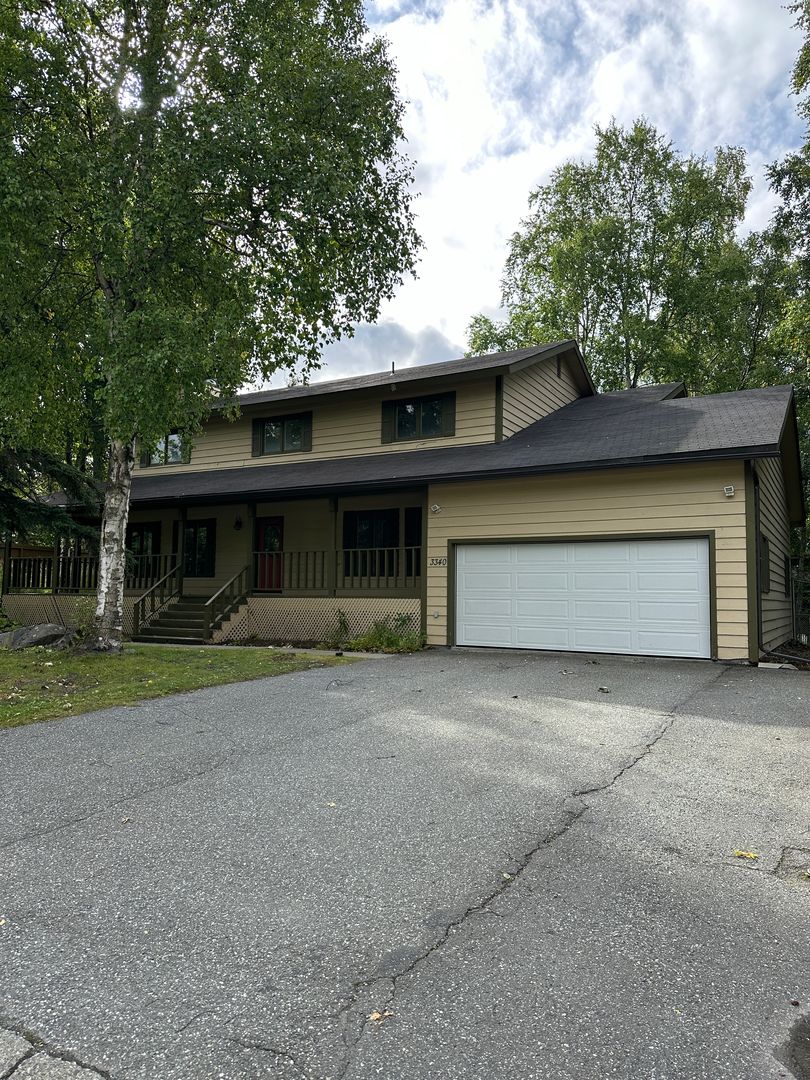 Anchorage House: 3340 Eastwind Drive