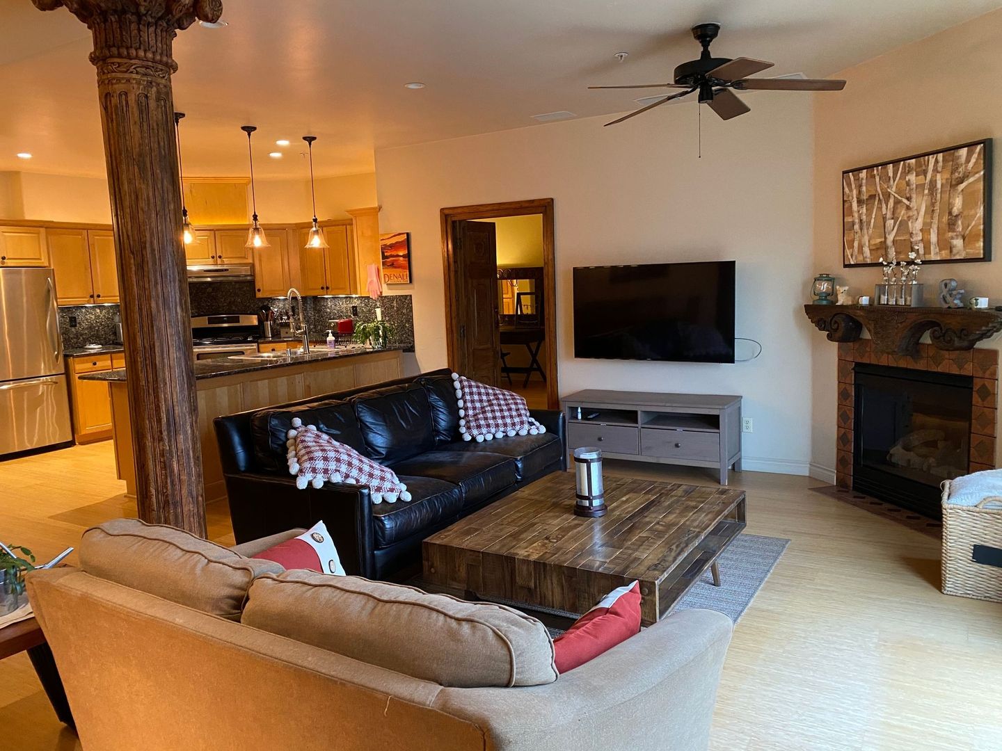 Anchorage House: 222 E 7th Ave #305