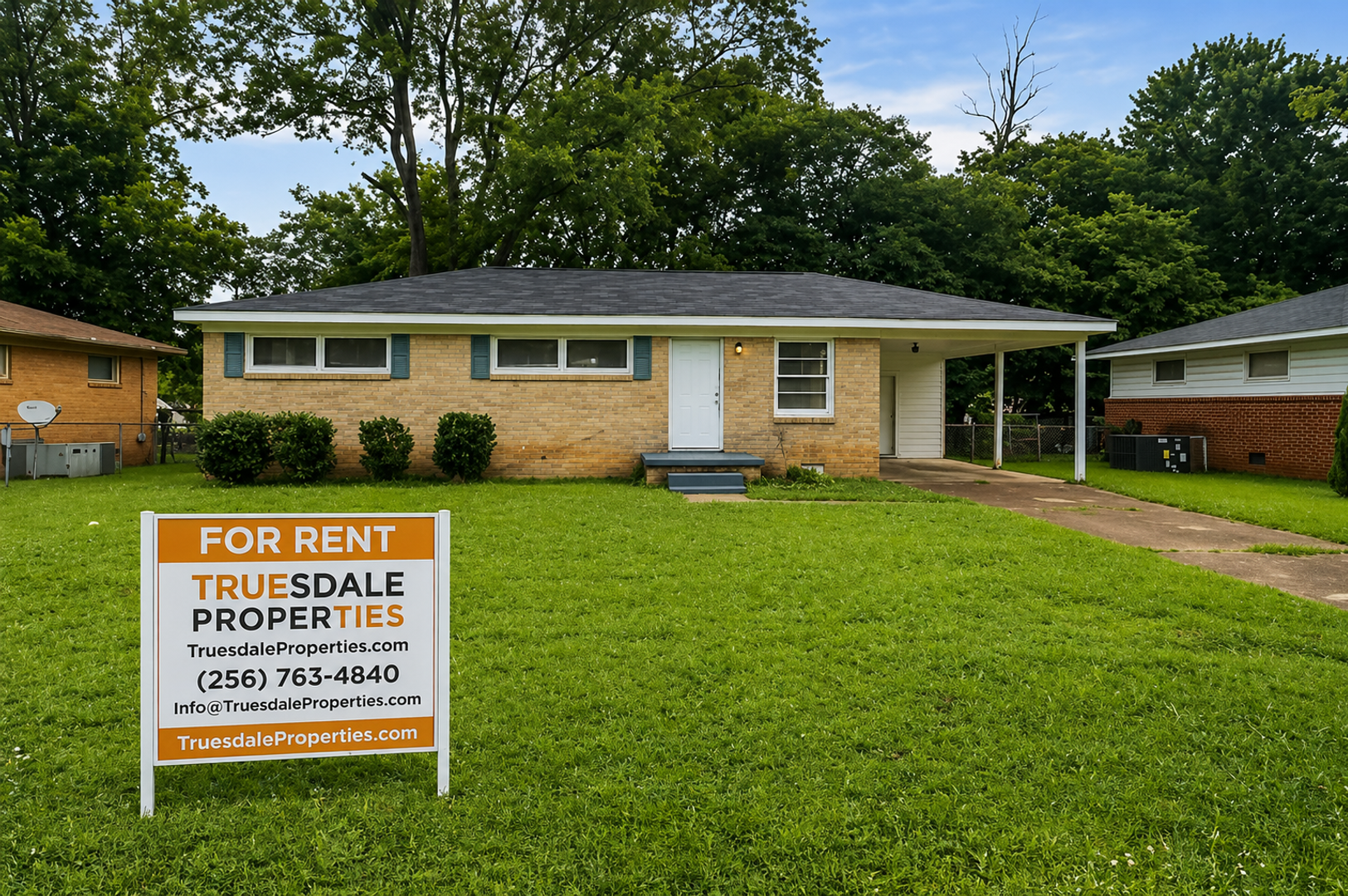 Huntsville House: 612 Marguerite Drive NW