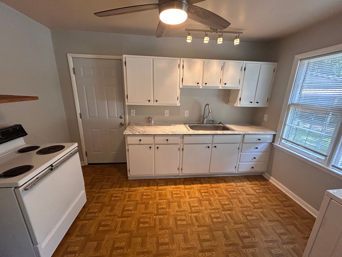4107 Arlington Circle 7 of 7