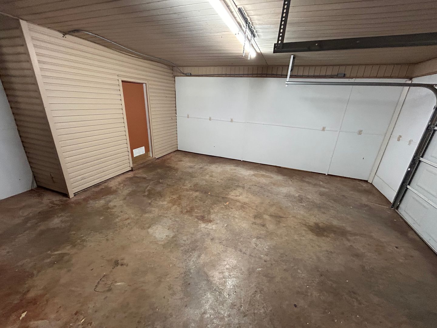 Parking at 3214 Lewisburg Drive