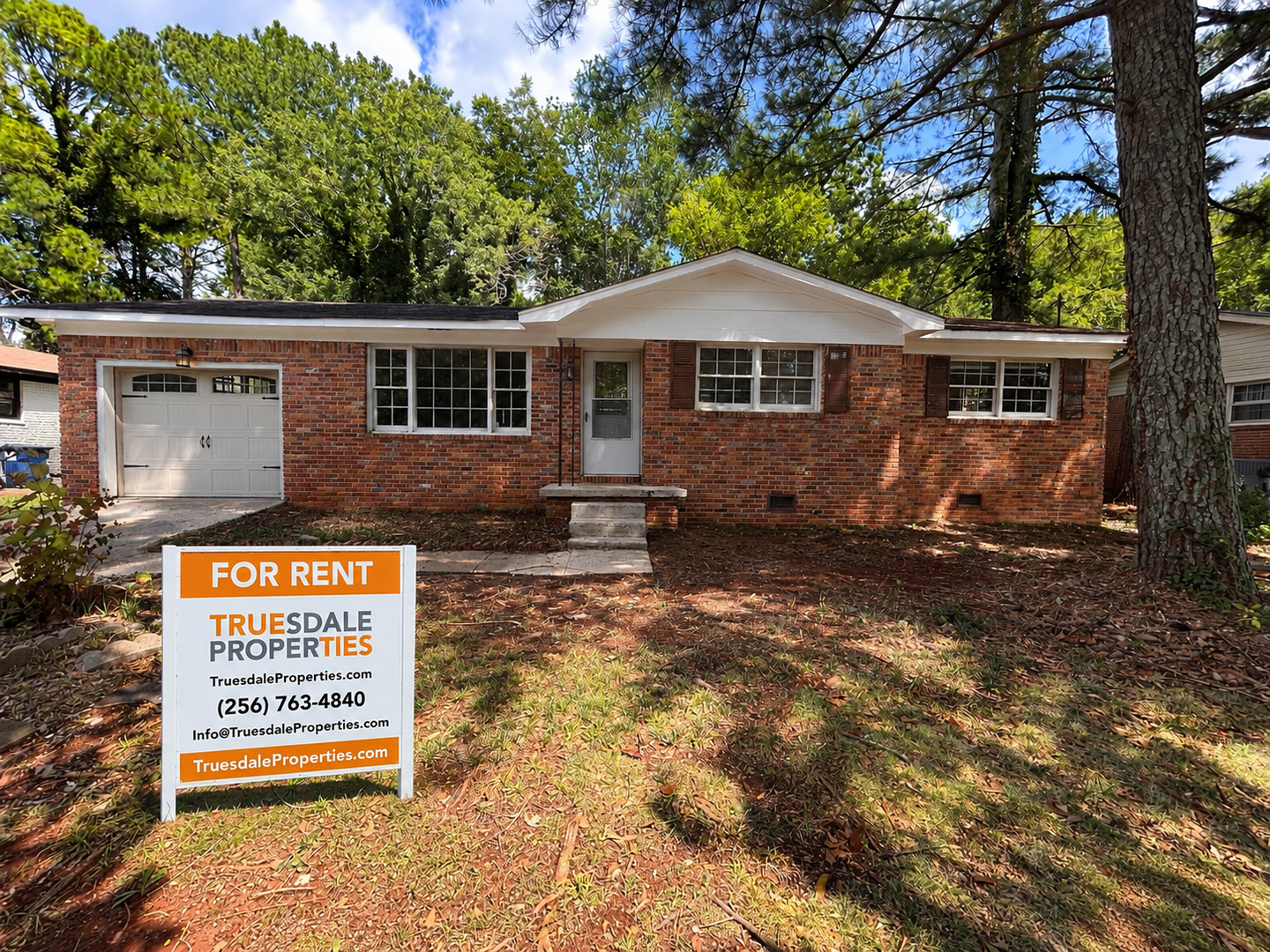 Huntsville House: 2207 Laverne Dr NW