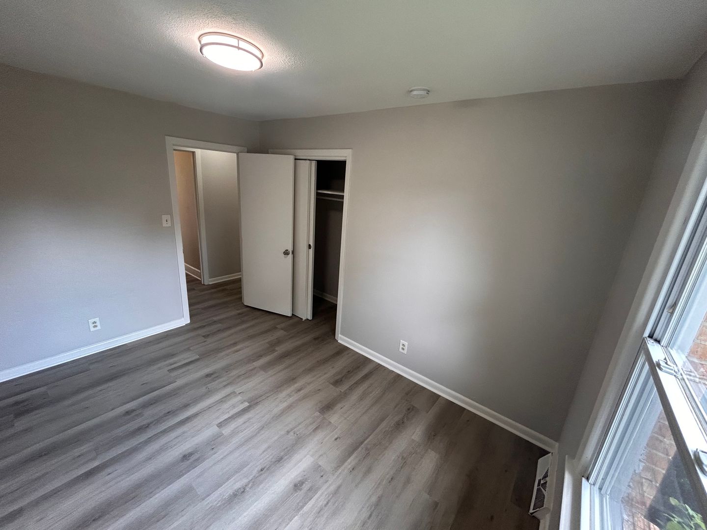 4402 Kiger St. SW 8 of 10