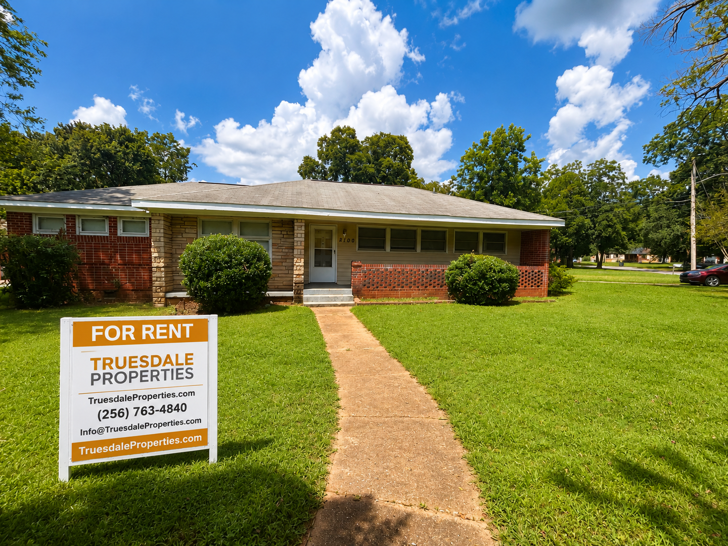Huntsville House: 2100 Norris Rd NW