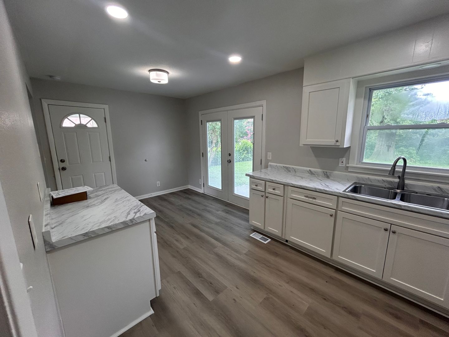 4402 Kiger St. SW 5 of 10