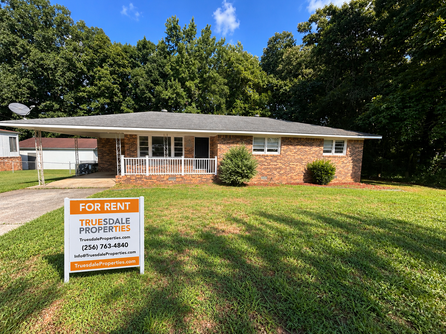 Huntsville House: 3908 Timbercrest Drive NW