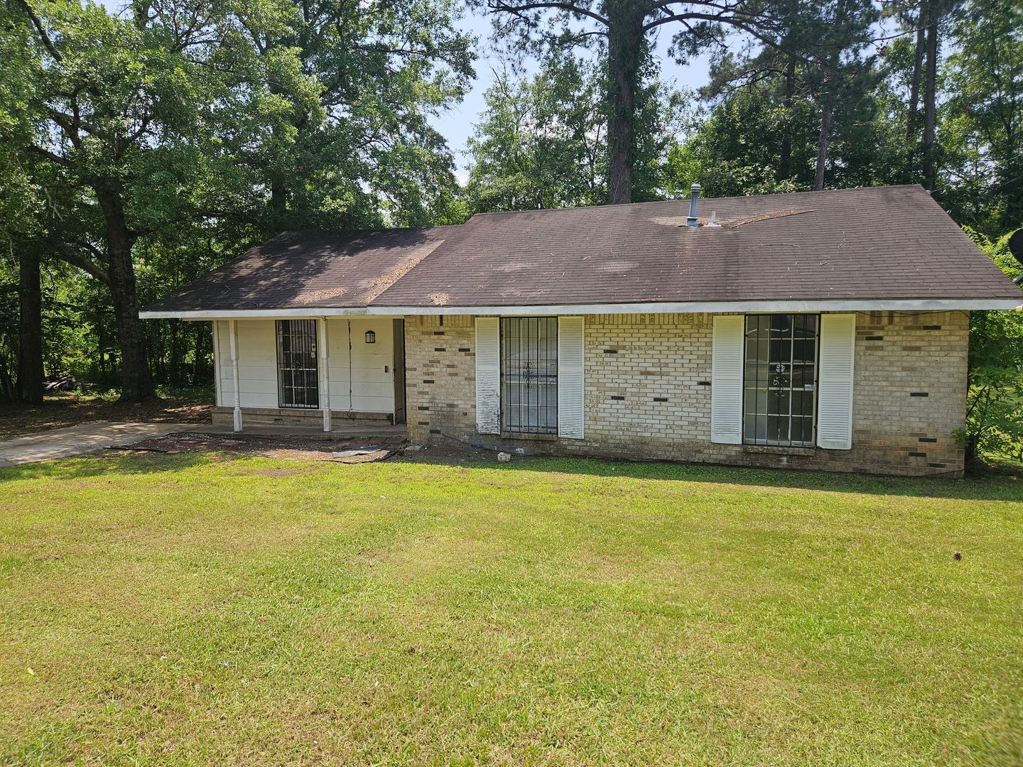 Montgomery House: 5101 Levenson Road