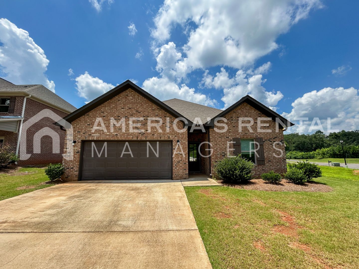 Pinson House: 7984 St. James Drive
