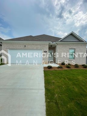 Home for Rent in Brookwood, AL!!! Available to View with 48 Hour Notice!!!
