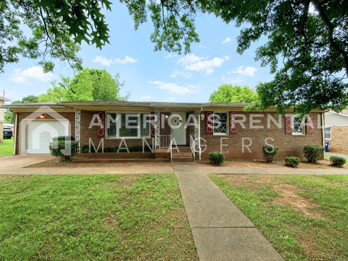 Huntsville House: 4214 Fortson Lane NW