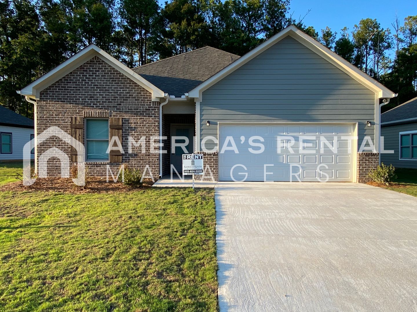 Clanton House: 225 Avalon Way