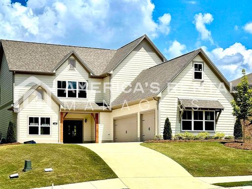 Luxury Meets Convenience: 4 Bed, 3.5 Bath, 3 Car Garage Home in Birmingham! – photo 1