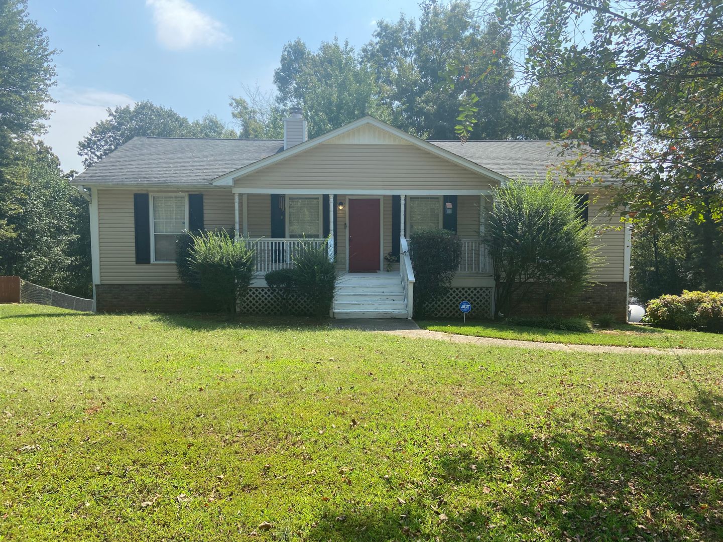 Trussville House: 7325 Roper Tunnel Road