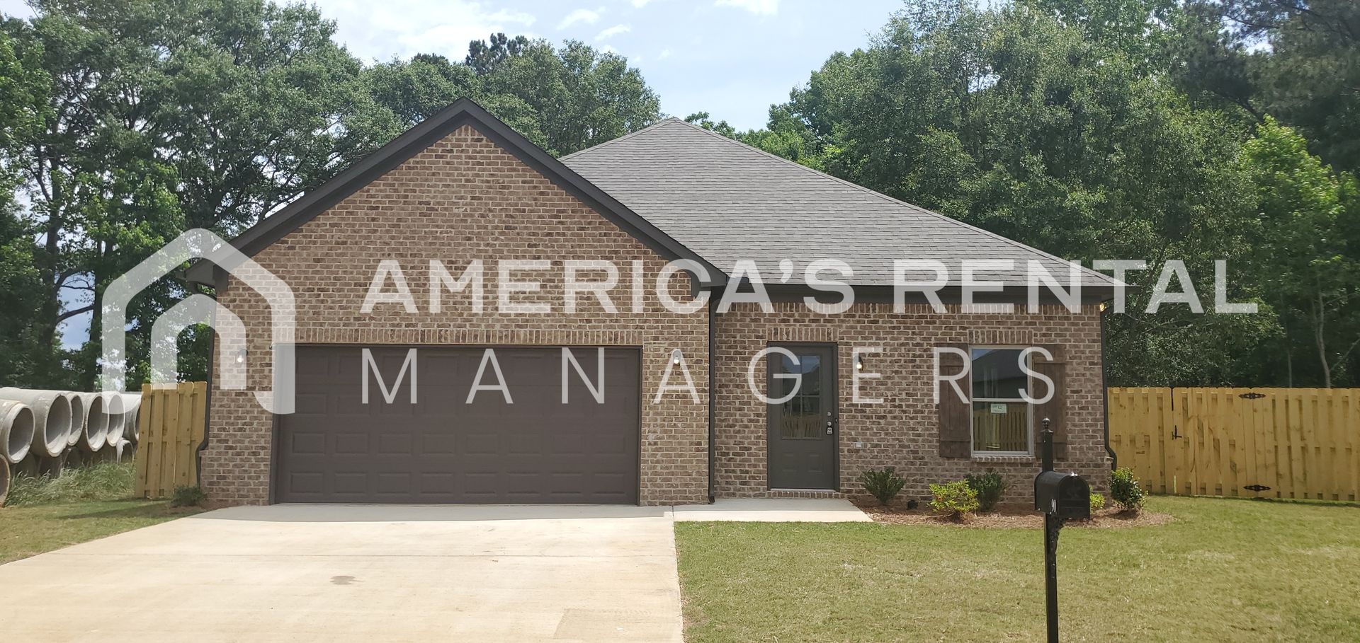 Clanton House: 90 Ballington Way