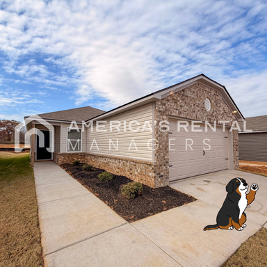 Move In Ready Home in Kenzie Meadows! View with 48 Hours Notice! – photo 1