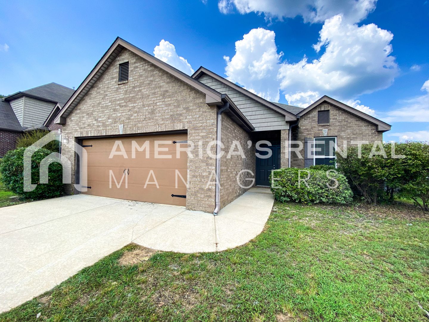 Leeds House: 6720 Southern Trace Circle