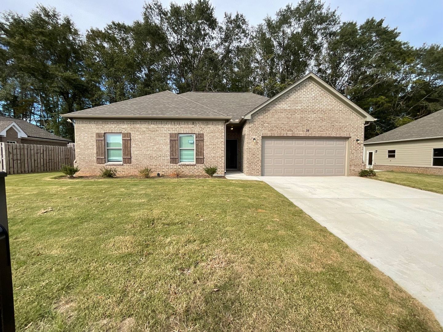 Clanton House: 76 Ballington Way