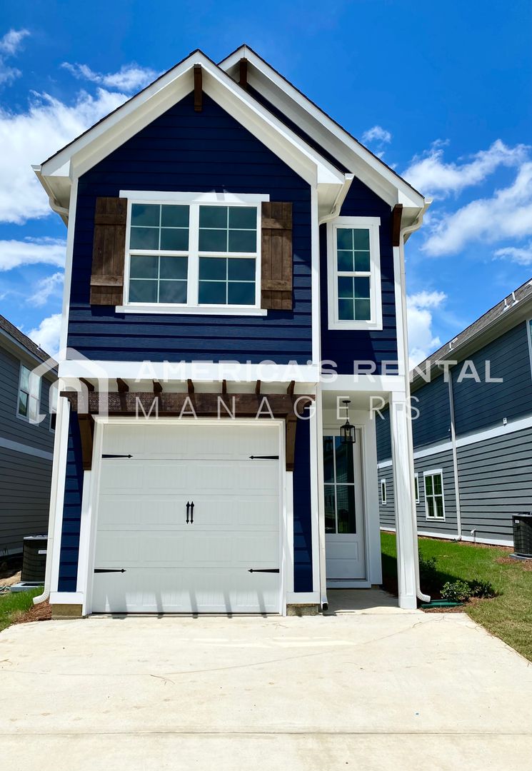 Calera House: 232 Creek Run Way