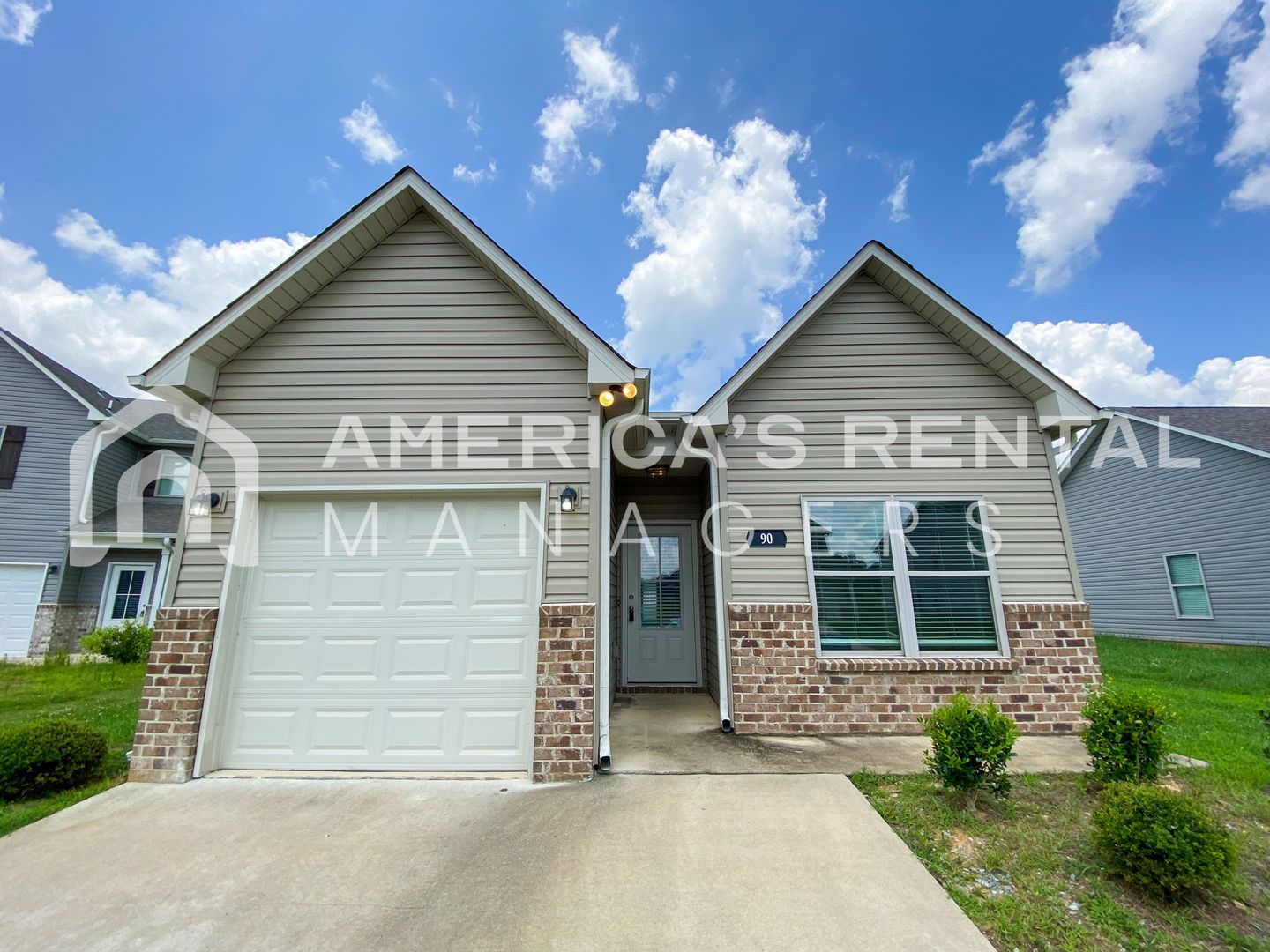 Oak Grove House: 90 Cole Lane