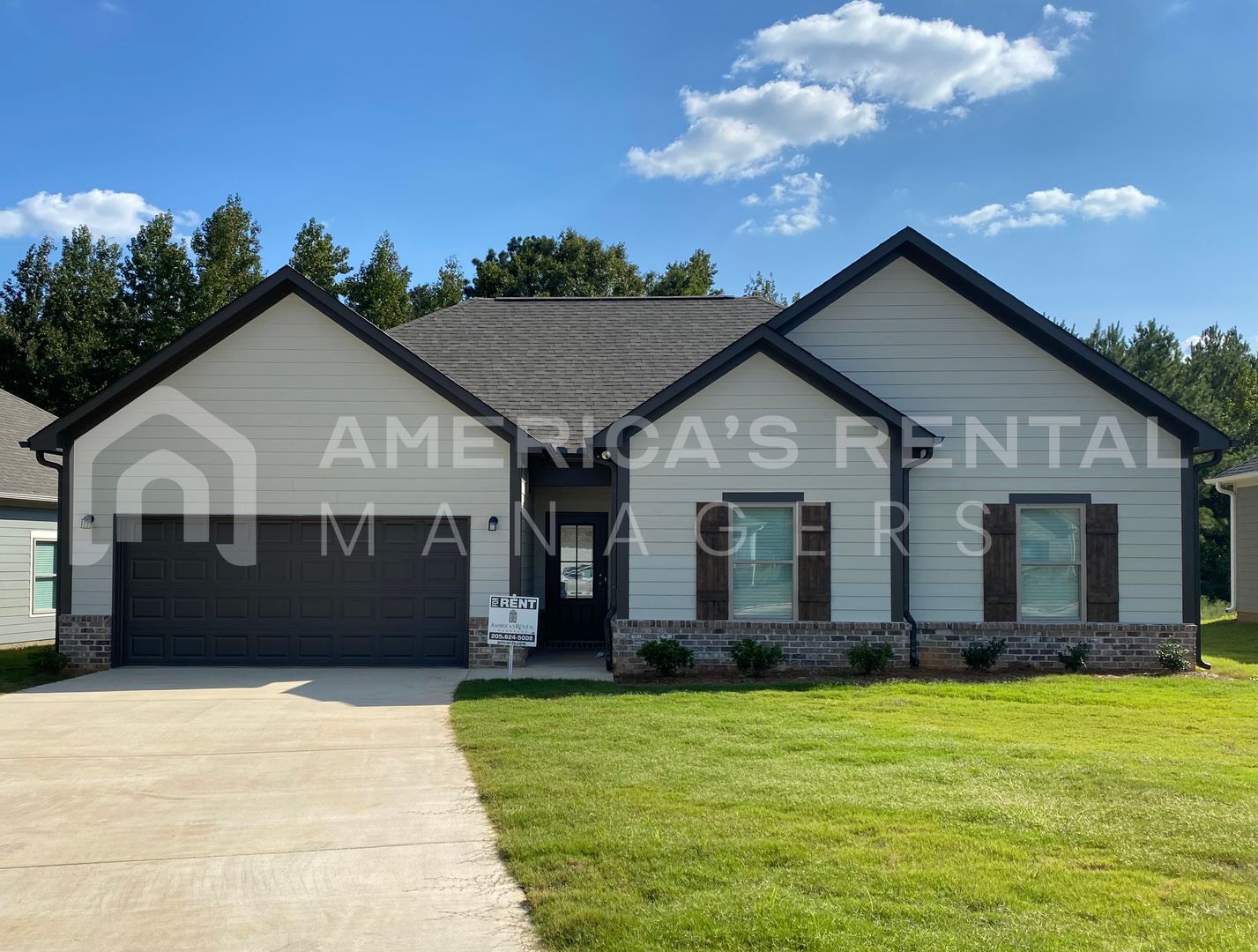 Clanton House: 190 Avalon Way