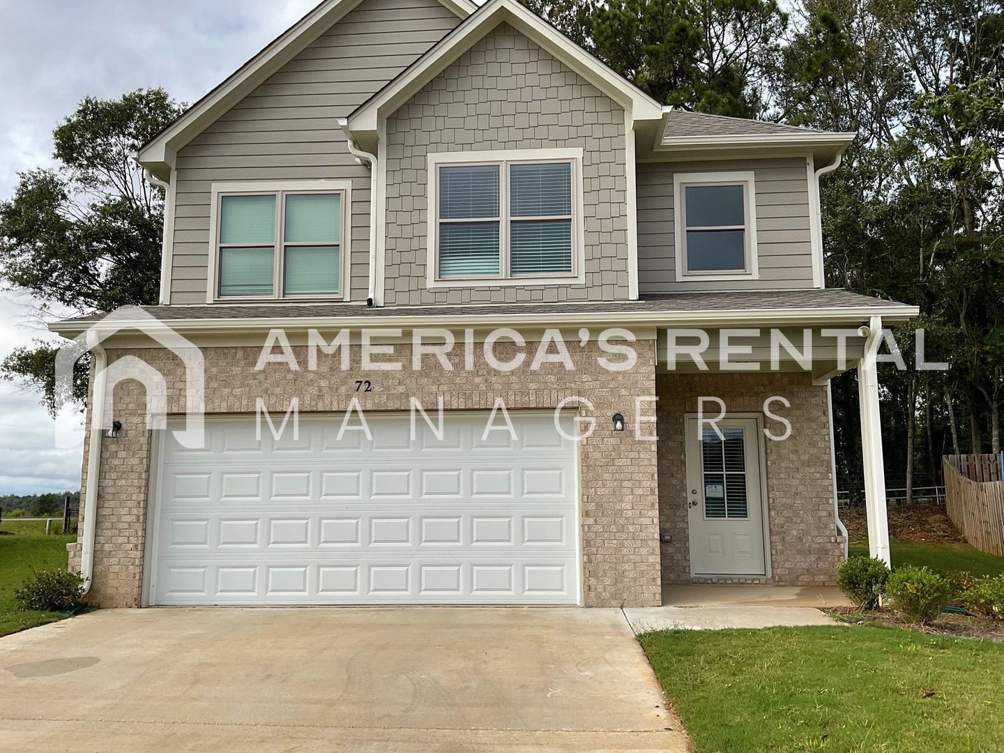 Clanton House: 72 Ballington Way