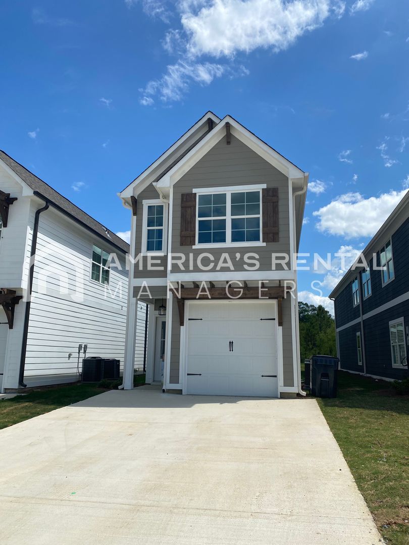 Calera House: 216 Creek Run Way