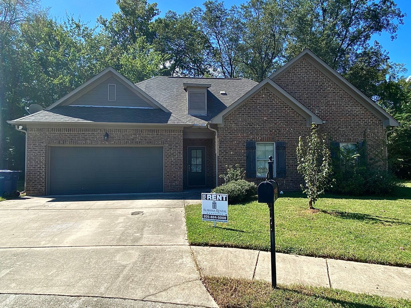Alabaster House: 116 Falling Waters Lane