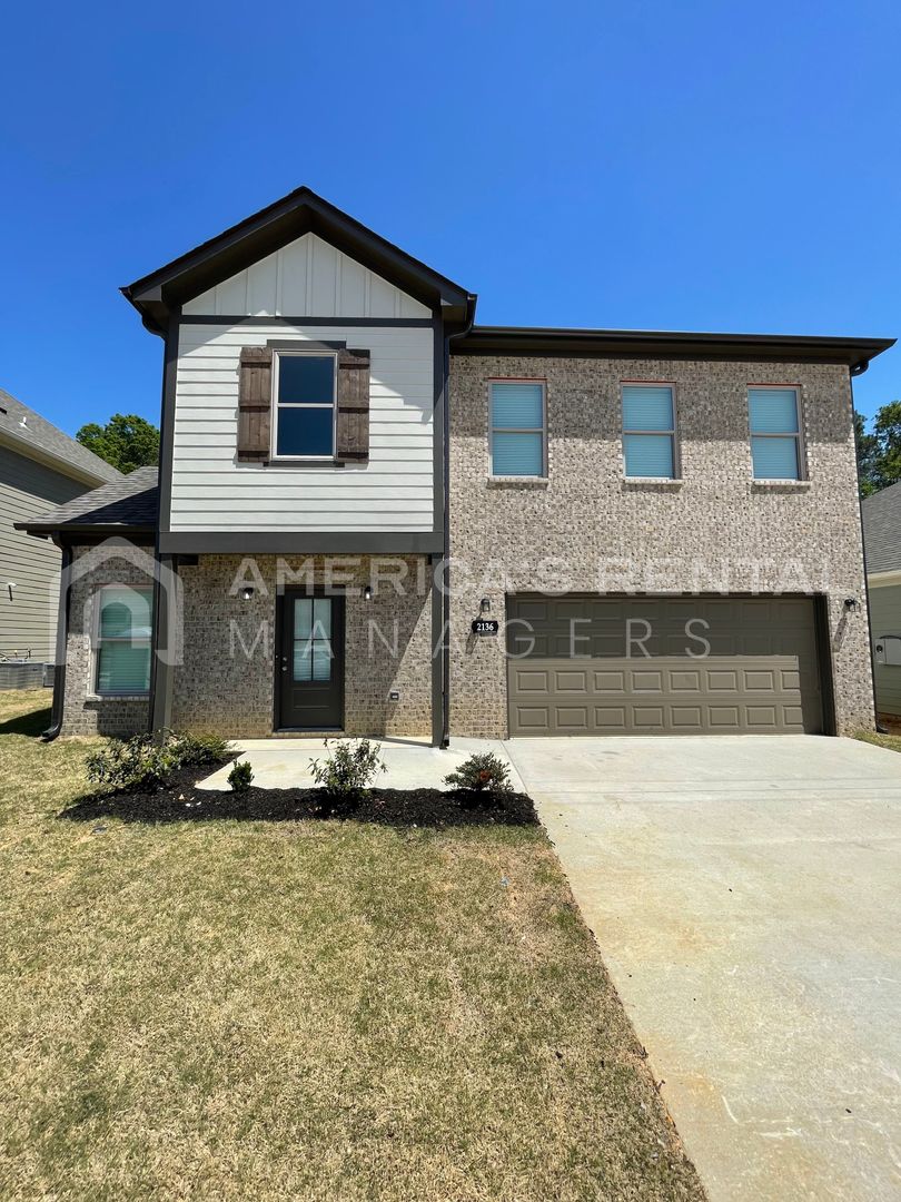 Cullman House: 2136 Ellsworth Loop Road