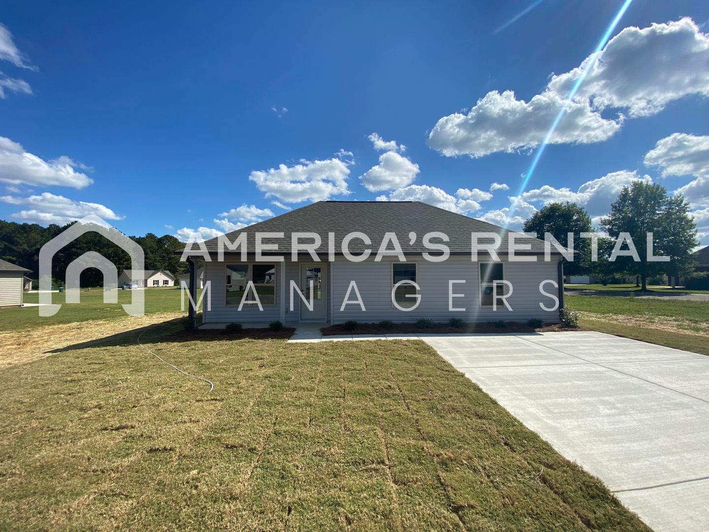 Talladega House: 385 Sunlight Circle