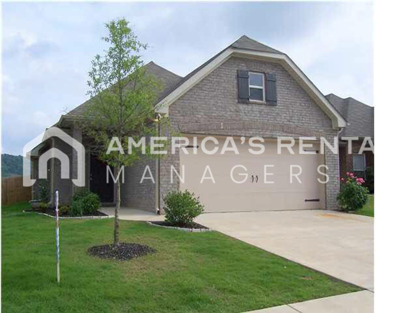 Birmingham House: 251 Oxmoor Place