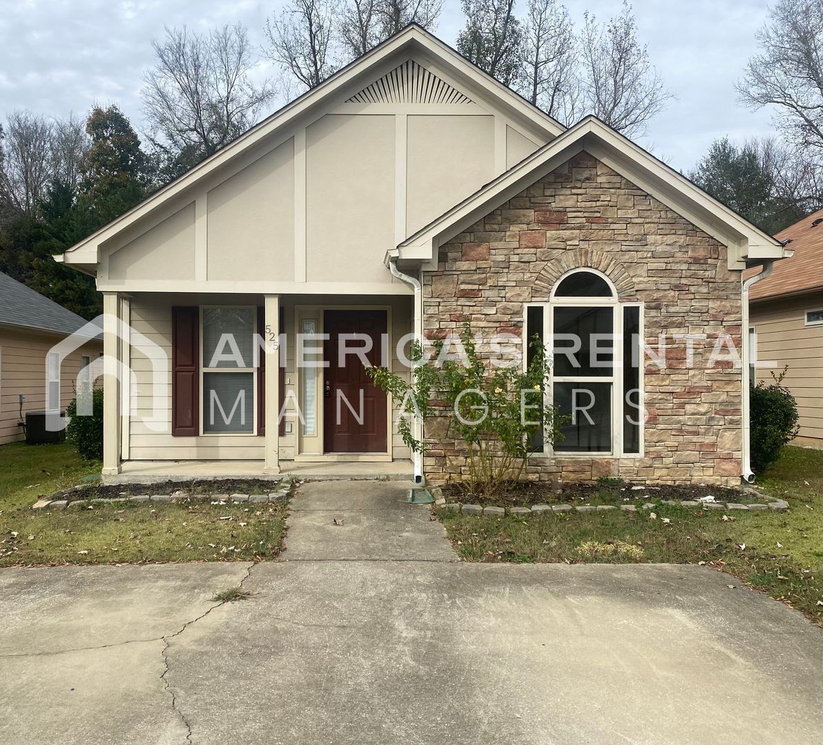 Pell City House: 525 Fox Run Circle
