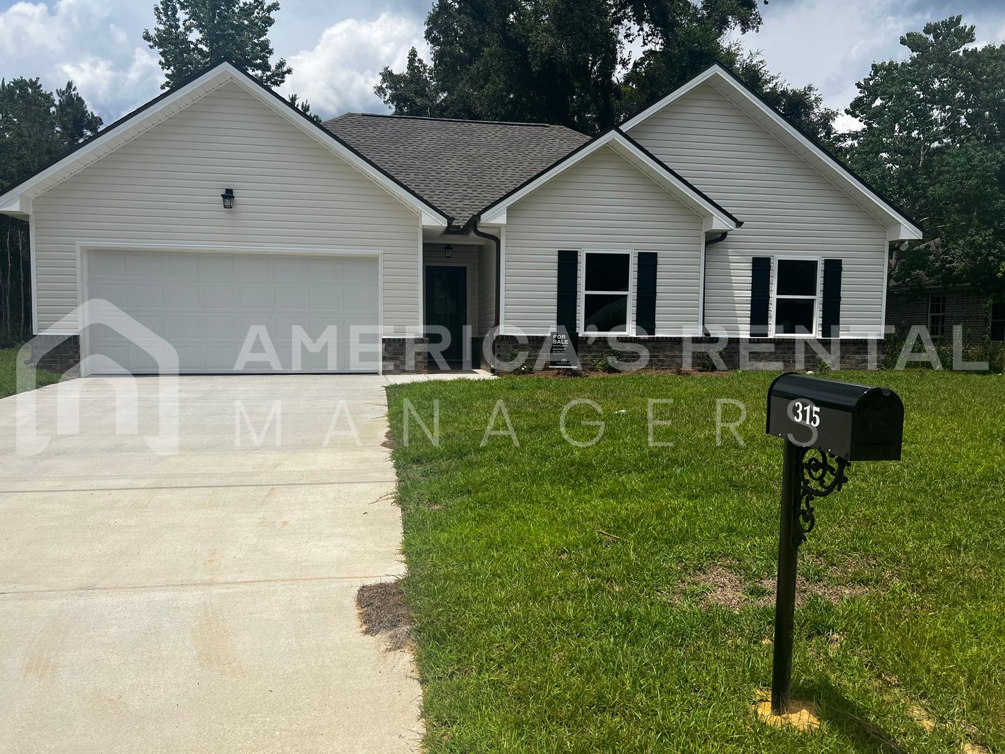 Bay Minette House: 315 Kennesaw Avenue