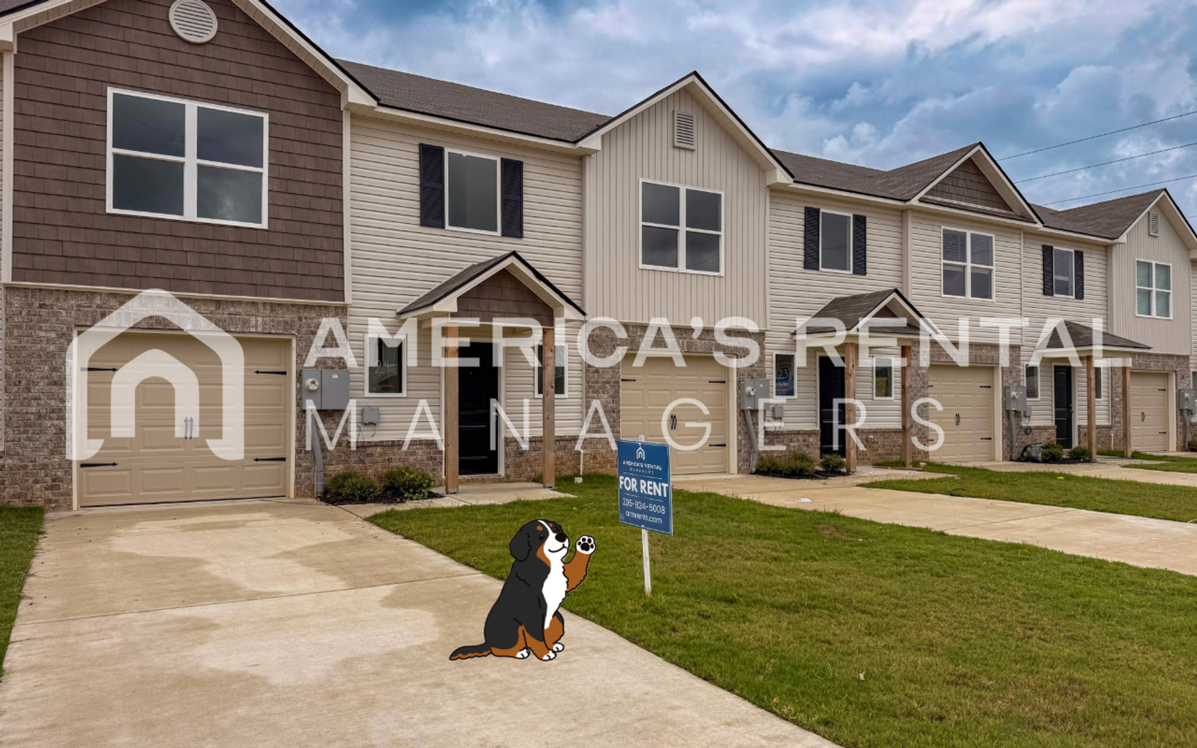 Lincoln House: 105 River Grass Dr