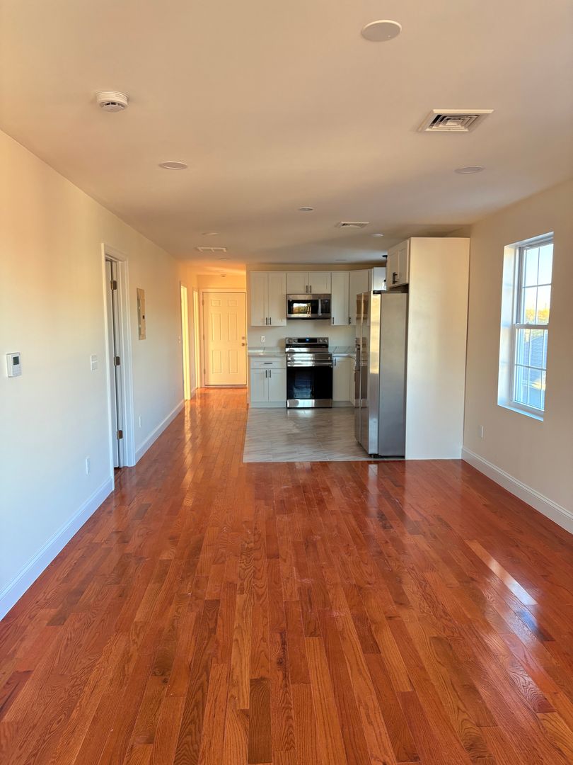 Providence Apartment: 15 Loreto Street