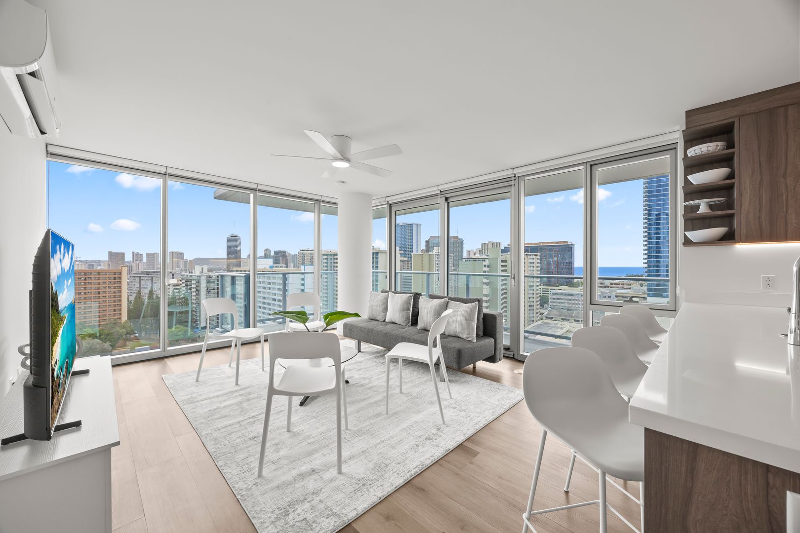 Honolulu Condo: 1500 Rycroft St #1711R