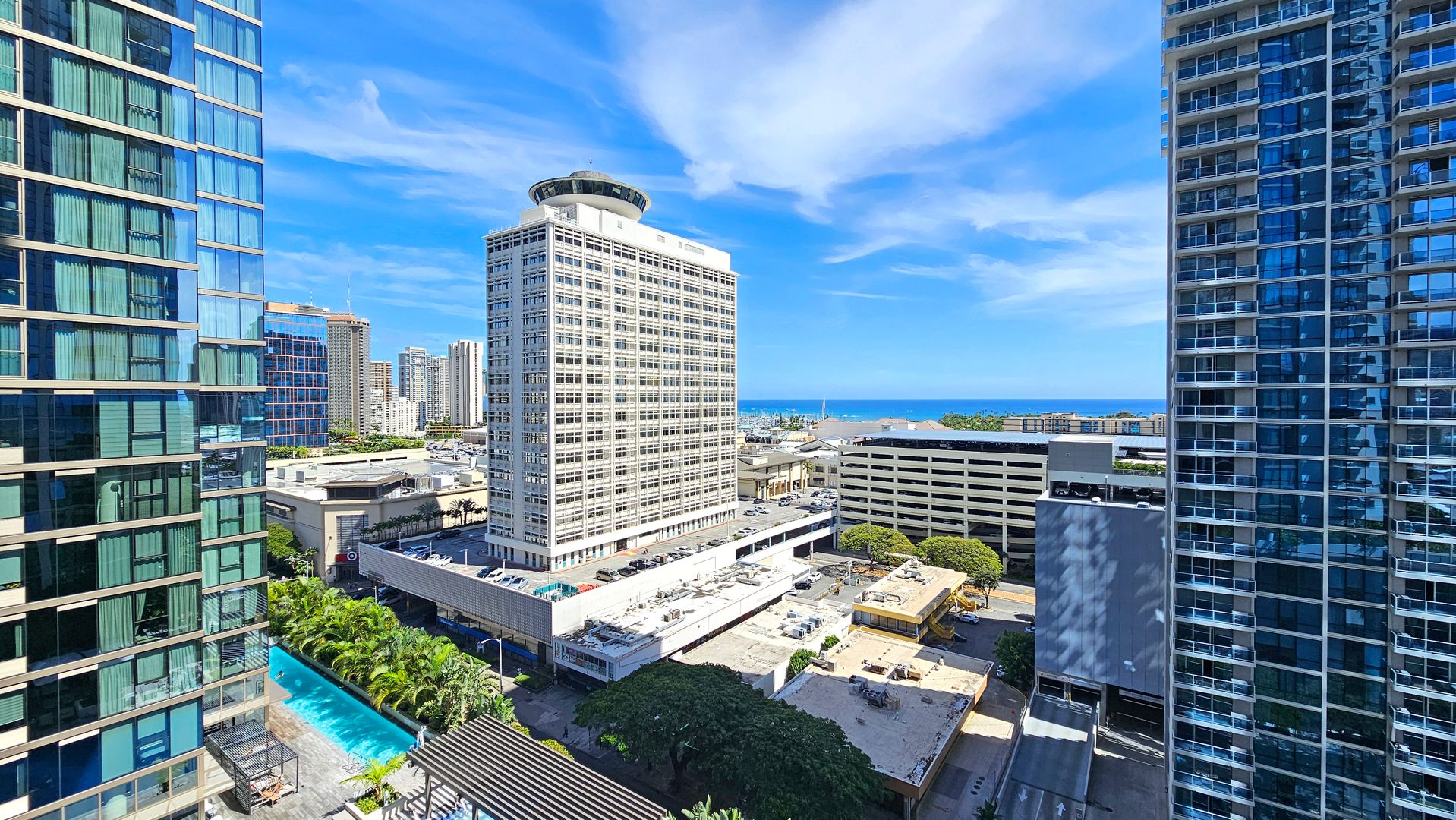 Honolulu Condo: 1388 Kapiolani Blvd #1505