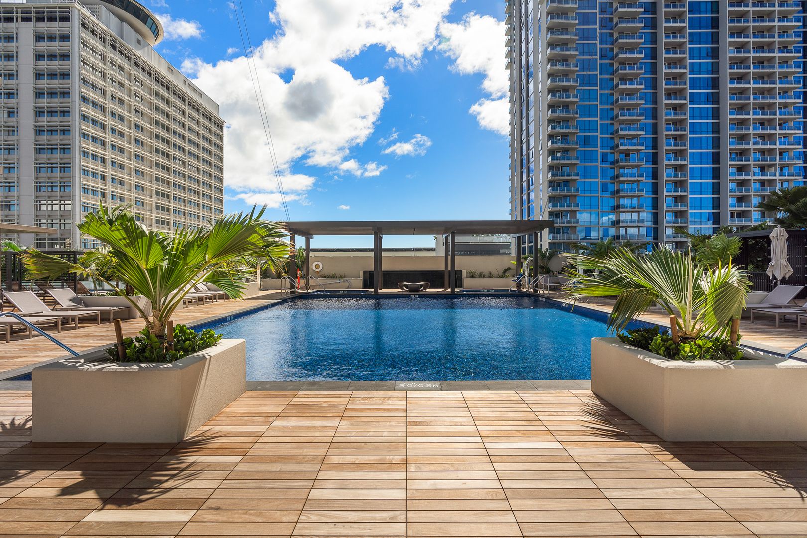 Honolulu Condo: 1388 Kapiolani Blvd #3907