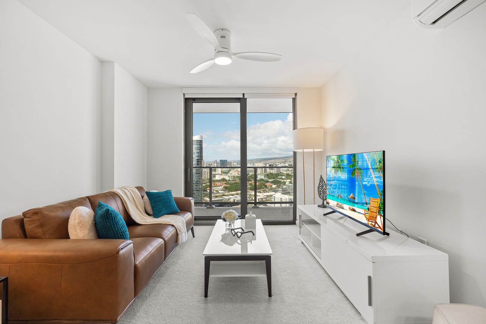 Honolulu Condo: 1388 Kapiolani Blvd #3104