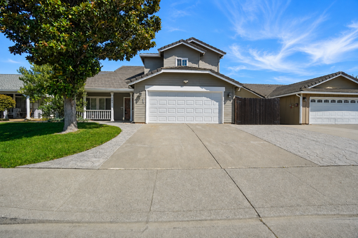 Available now!! Foxboro neighborhood & Travis Unified School District! This beauty is a 3bed / 3 bath home with tons of natural light – photo 1