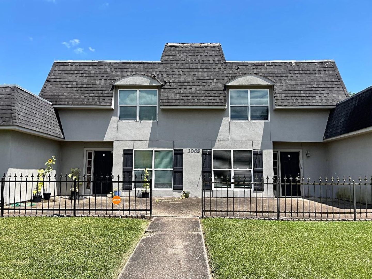 Beaumont House: 3065 Willow Place C