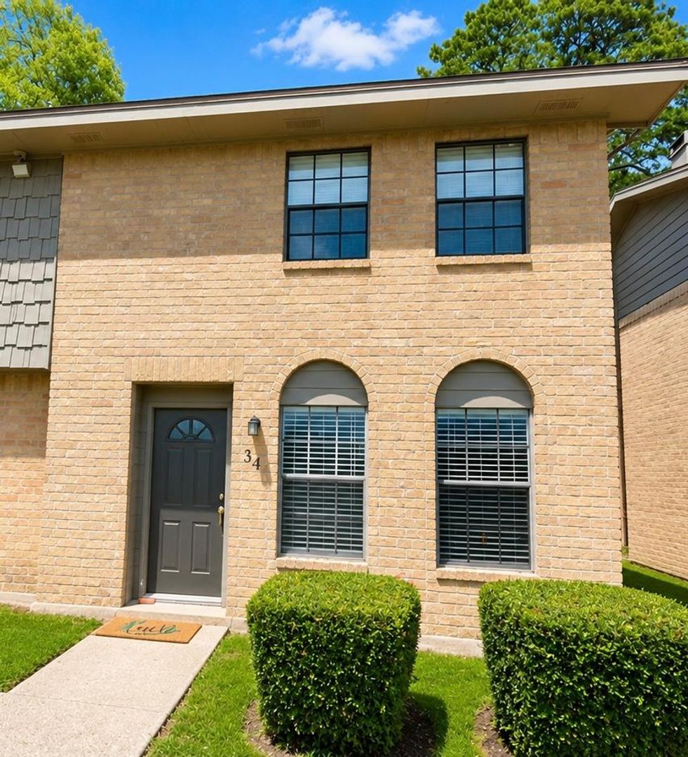Beaumont House: 2700 N 16th St #34 - 2700 N 16th St #34, Beaumont, TX 77703