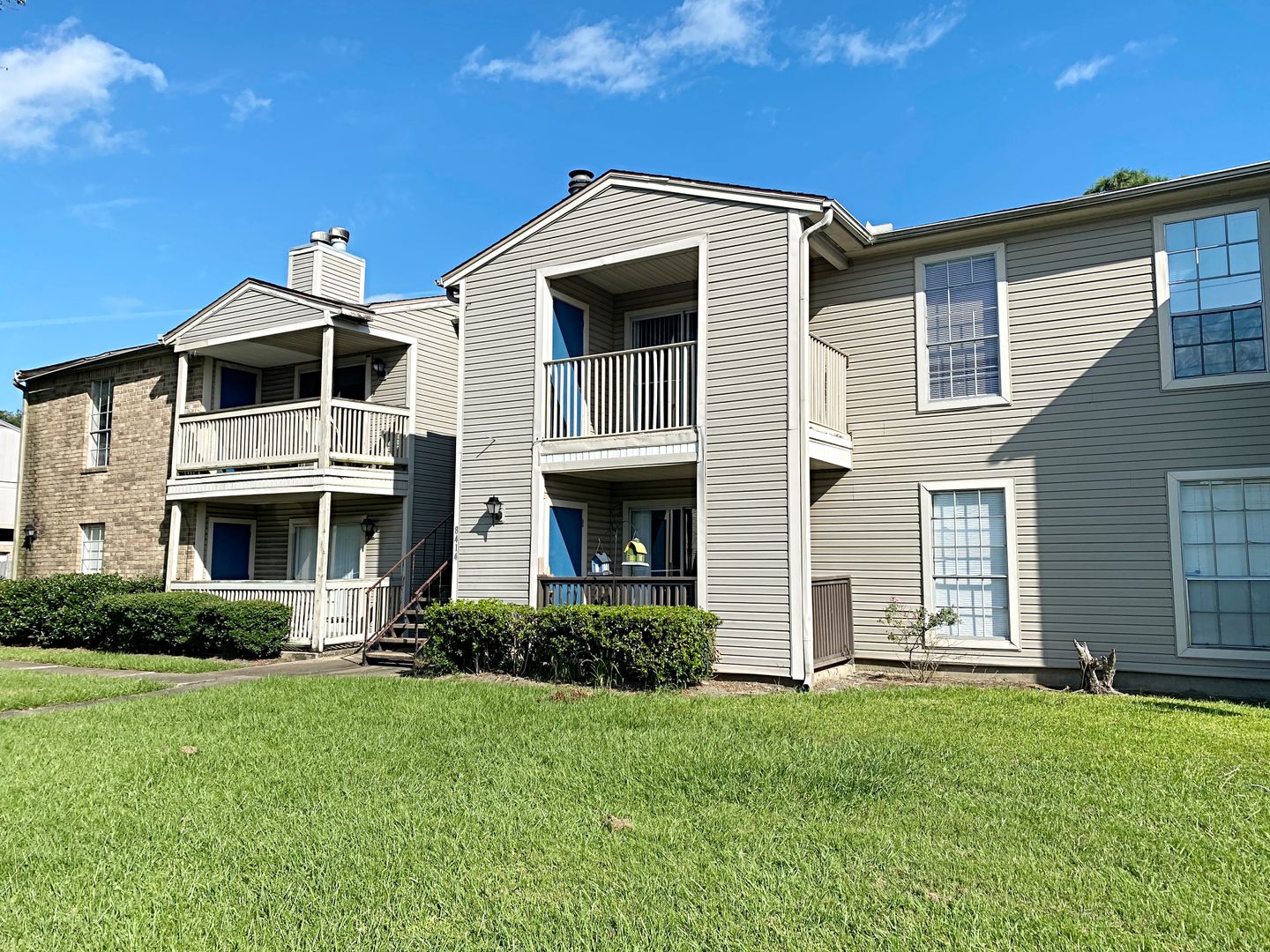 Beaumont House: 8410 Glen Meadow Ln