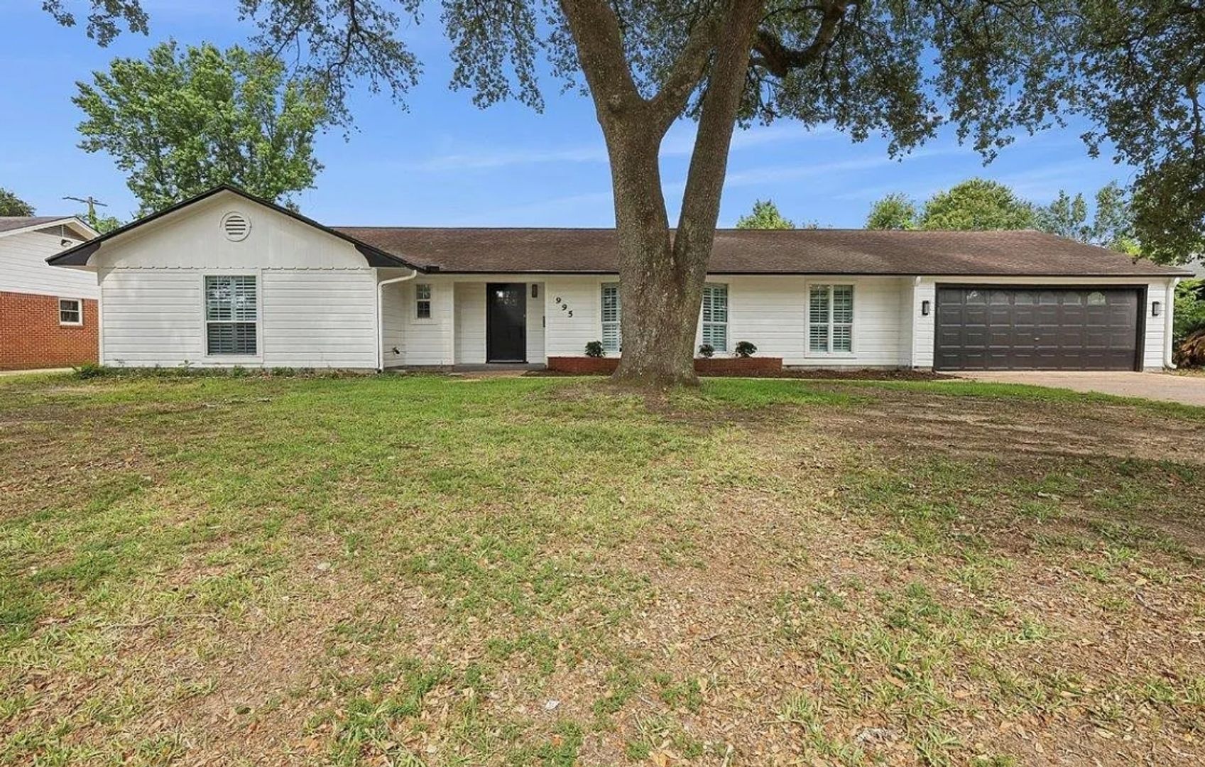 Beaumont House: 995 N 23rd St - 995 23rd St., Beaumont, TX 77706