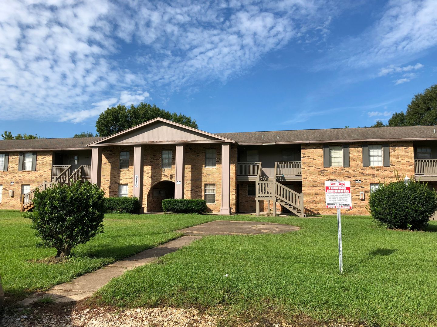 Beaumont Apartment: 4810 Park St