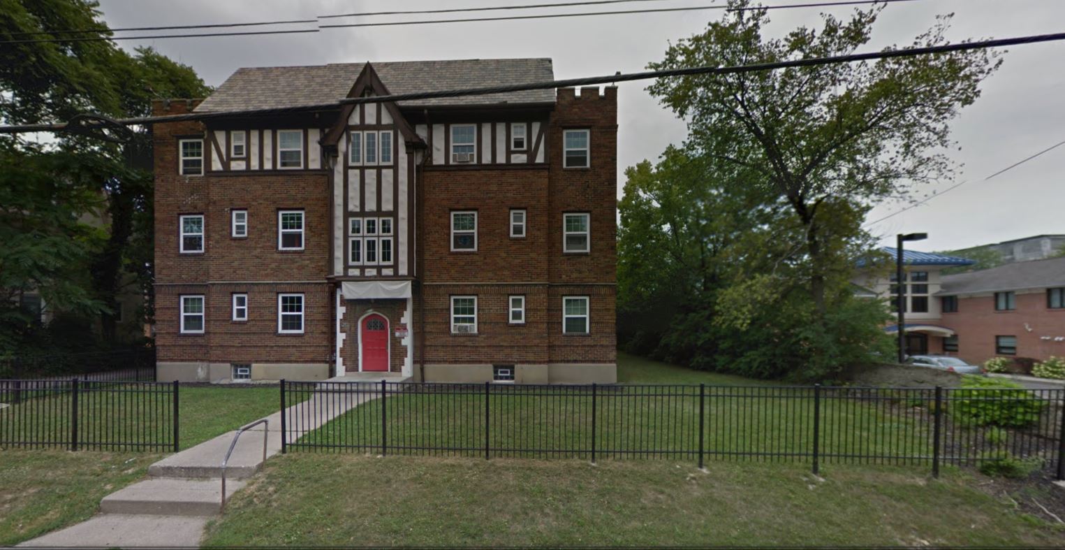 Cincinnati Apartment: 2532 Highland Ave