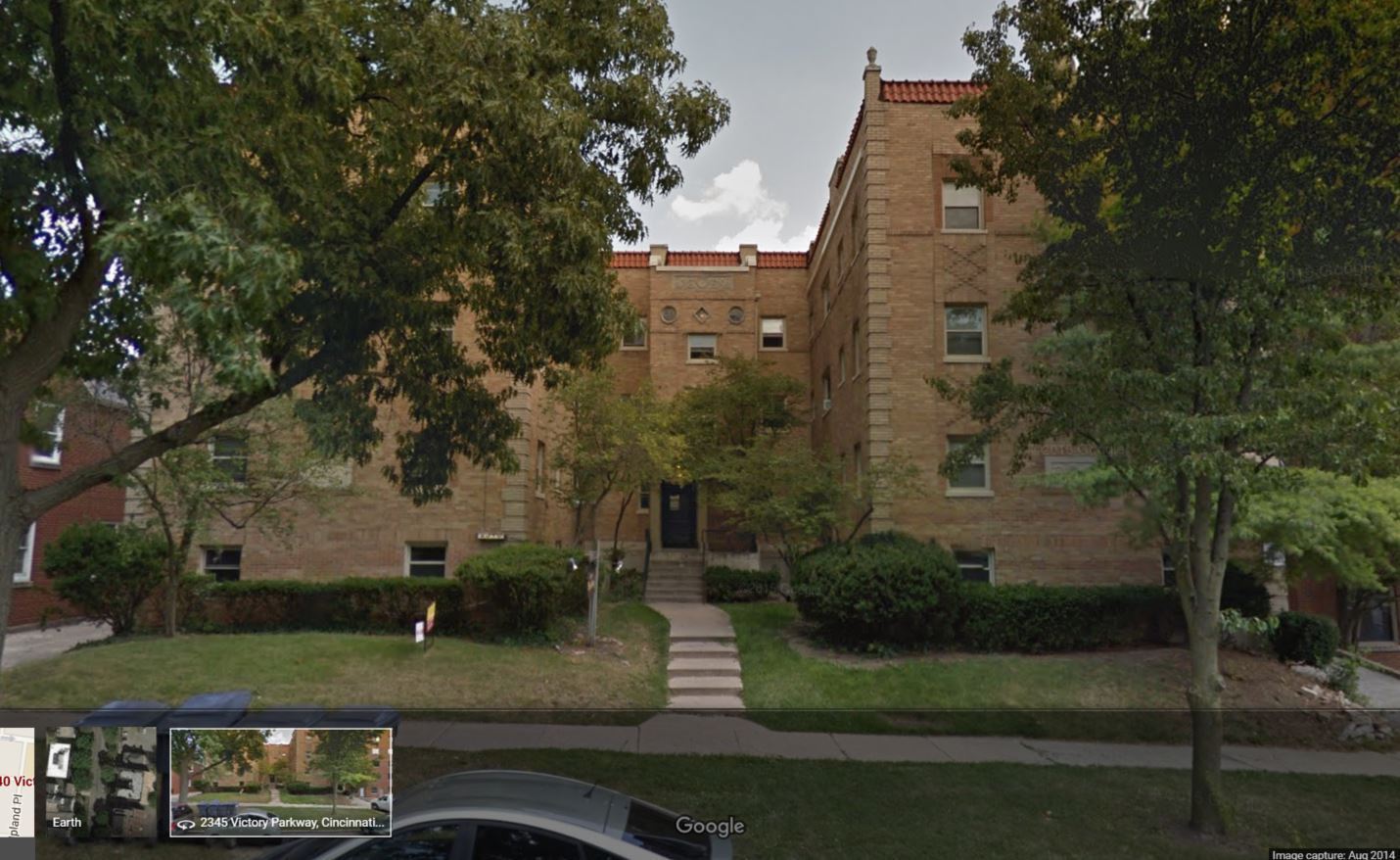 Cincinnati Apartment: 2340 Victory Parkway