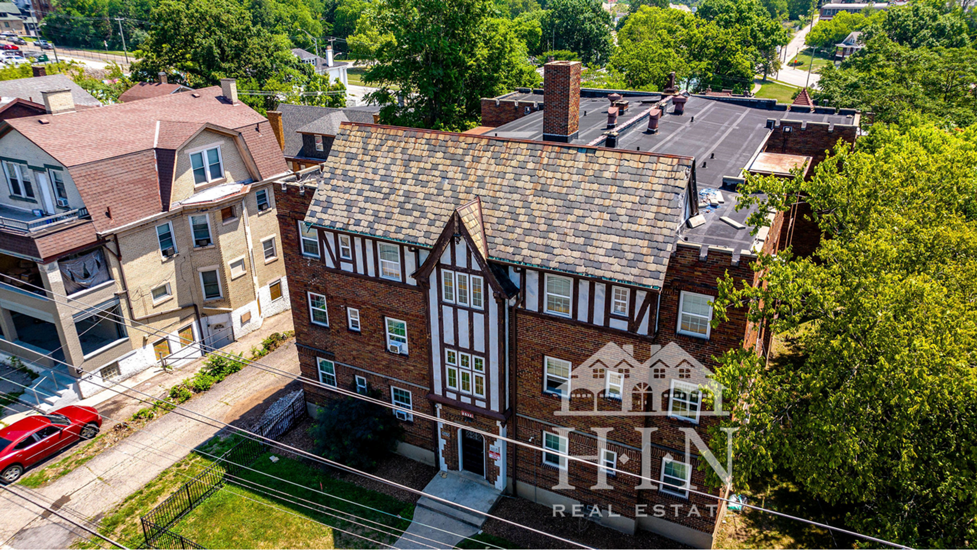 Cincinnati Apartment: 2532 Highland Ave