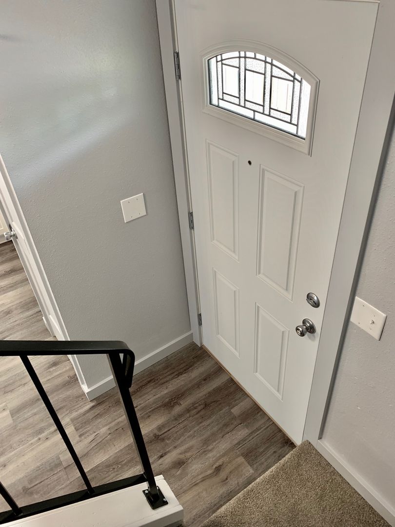 Brookshore Apartments 18 of 20